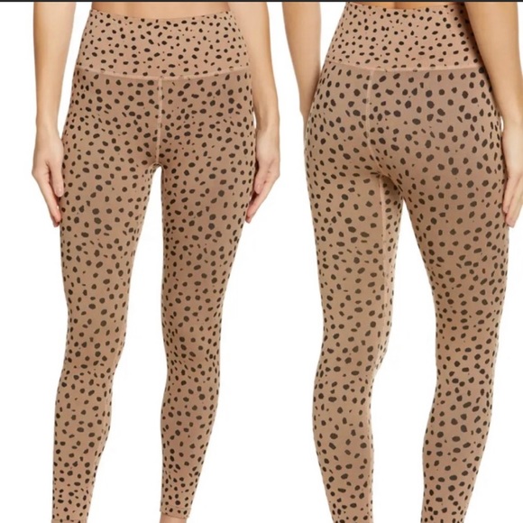 NWT Zella Elevate High Waisted Seamless Leggings💕 - Picture 1 of 4